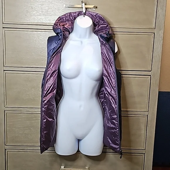 Gerry Reversible Puffer Vest - Picture 8 of 14